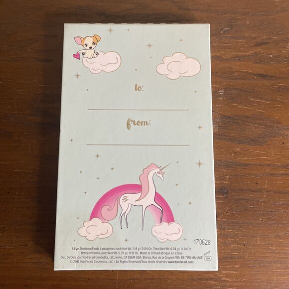 Too Faced Natural Beauty Bronzer and Eyeshadow Palette. 6 Eyeshadow, 1 Bronzer. - Picture 4 of 4